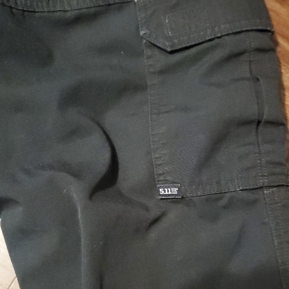 5.11 Tactical Women's Black Cargo Pants with D‑Ring and Utility Pockets - Picture 7 of 10